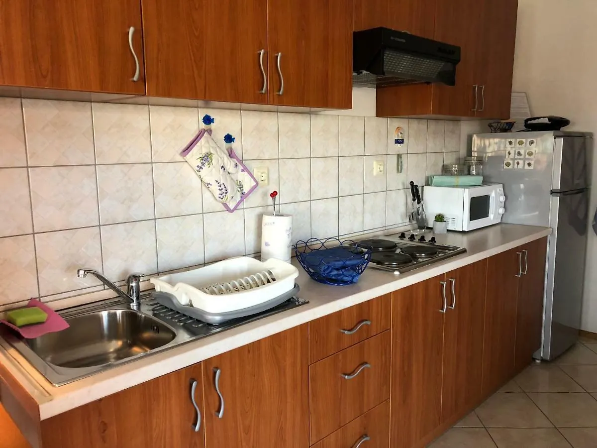 Lux Apartment Premantura 0*,